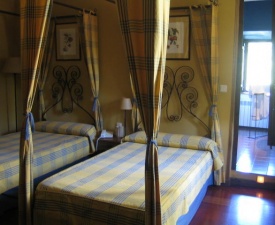 Hotel room in monastery of san zoilo